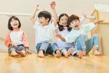 저출산 여파로… 4년 뒤면 어린이집·유치원 3분의 1 사라진다