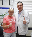 전쟁도 못 말린 한국 사랑… 이춘택병원 1호 해외환자 14년 만에 재방문