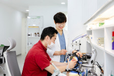 ‘코너스 임플란트’와 ‘일반 임플란트’의 차이, 아세요? [백세시대치아솔루션]