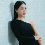 “55세 맞아?” 엄정화, 나이 안 믿기는 유연성 과시… ‘이 운동’으로 단련?