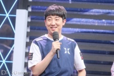 [포토] MVP 포인트 1위 칸 김동하 내가 맛있는거 사줄께