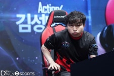 [포토] 뒷심 보인 김성대 5세트 가자~