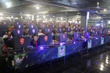 [11주년 탐방] 이름도 서비스도 각양각색! 세상의 PC방
