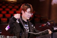 [포토] 준비 나서는 APK 플로리스 성연준