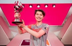 sinatraa 제이 원, 성폭행 혐의 부인 서로의 기억 달라