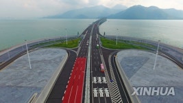 CHINA-HONG KONG-ZHUHAI-MACAO BRIDGE-PUBLIC TRAFFIC-OPEN (CN)