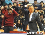 [BK포토] KT 장내아나운서 라기오, “감독과 행동도 같이한다”