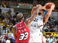 [BK포토화보] 창원 LG vs 수원 KT 경기모습