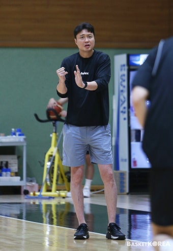 '내 생에 감독은 처음이라' KT 신임 송영진 감독이 전한 차기 시즌에 대한 구상들