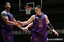 [ONE HOOP 리그] 톱니바퀴처럼 맞물린 프리즘, 비브라더스 스윕