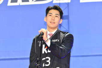 [KBL 신인 드래프트] 송영진 KT 감독이 전한 문정현 사용법, “1번부터 4번까지 볼 것”