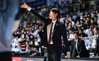 [경기 후] 김주성 DB 감독, “처음부터 파이팅 넘치게 잘해줬다” … 김승기 소노 감독, “이런 상황이 길어지면 안 된다”