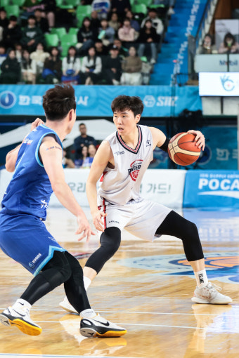 [BK 리뷰] ‘이우석+프림+알루마 53점’ 현대모비스, 한국가스공사 격파...맞대결 11연승