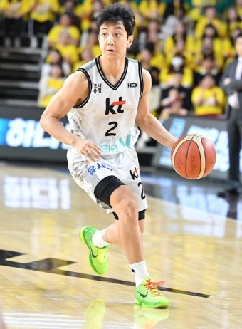 [KBL 4강 PO] 여러 선수가 함께 터진 KT, 숨은 주역은 ‘허훈’