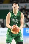 DB 이윤수, “출전 시간을 얻지 못한다? 노력을 더 하면 된다!”
