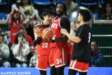 [KBL 3라운드 리뷰] 단독 1위 유지한 SK, 득점도 실점도 줄었다