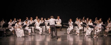 가슴을 후벼내는 해금만의 소리, 세계인도 궁금해 합니다