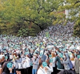 최측근의 특권, 예나 지금이나 최고 권력을 뒤흔드는 진앙