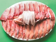 돌고래 ‘식량’인 방어 … 뱃살 기름지고 사잇살은 육회 맛