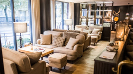 140도 사우나 즐기다 호수로 풍덩…‘원조 사우나’의 맛