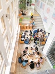 열람실 대신 주제별 서가…북카페 같은 도서관도 있다