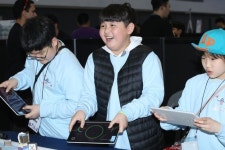 킨텍스에서 아이들과 함께 코딩 체험하세요