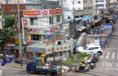 반찬 8개 백반 한 상이 5000원…시장 골목은 살아있다