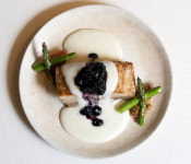 좋은 직장 관두고 요리 10년, 행복을 전염시키는 맛