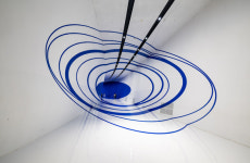 김환기 에너지·생명력, 우주선 같은 캔버스서 춤추다