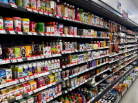 한 달 150만원 남아요…1년새 편의점 900곳 문 닫았다