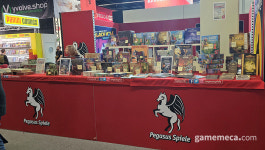 [포토] 물품도 친구도 풍성, 게임스컴 보드게임존