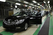 현대차 부분파업 재개, 공장 절반만 돌려