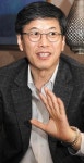 [포스트 2인자]③ 하성민 사장, SK텔레콤 넘어 그룹 전체 책임진다