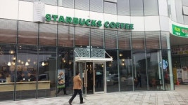 세종청사에도 스타벅스 오픈…공무원들 장사진