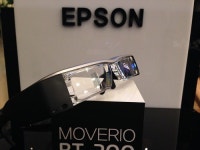 두 눈 앞에 영화관이 펼쳐져…스마트 안경 모베리오 써보니