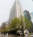 건물·지분 팔고 사업권 양도…유통업계 구조조정 박차