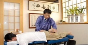 대구 김기호 한의원, 추나요법 통해 균형 잡힌 자세 유지