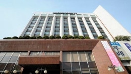 라응찬 前 회장 비서실장, 日주주 재산 헐값인수 제동
