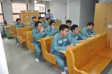 [교도소 체험]① “화장실 투명 유리벽, 아, 참자...조선비즈 허욱 기자의 감옥 체험