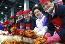 롯데, 80여 개 전 그룹사 노사 화합·협력...김장 나눔 행사 가져