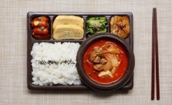 세븐일레븐 집밥 같은 도시락 김치·된장찌개 도시락 출시