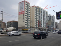 [경매사냥] 저금리에 오피스텔 인기... 도화동 마포트라팰리스 74.95㎡ 1회 유찰 3억4400만원