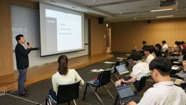 LG CNS “스마트 팩토리로 미래 제조 경쟁력 확보