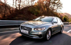 [이코노미조선] 그랜저 30년 장수비결…‘사장님 차’에서 ‘3040 고급차’로 유연하게 변신