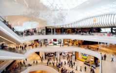 백화점 3사 아울렛 대전 격화...공급 많다 vs 아직 성장 여력 충분