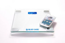 아기 건강관리앱 ‘블루케어 베이비’ 출시, “아기 건강, 집에서 관리한다”