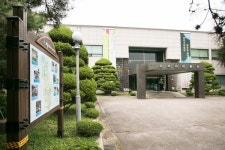 ‘교육유물 보존한다’는 사명감으로 박물관 운영…69년 장수기업 미래엔의 성공비결