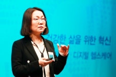 (주)케이손아이템풀이노베이션 | [헬스케어이노베이션 2017] 김수정 코오롱생명과학 연구소장 "10년 연구·실험한 '인보사'로 골관절염 정복"