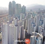 당분간 강남 밖으로…도시정비사업 탈출구 찾는 건설업계
