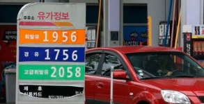 기름값 부담 추석 귀성길…시내보다 고속도로 주유소가 저렴